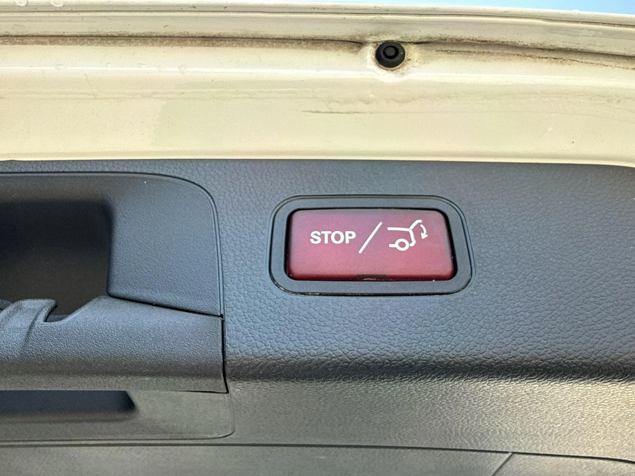 Mercedes GLC 200 - Zdjęcie 16