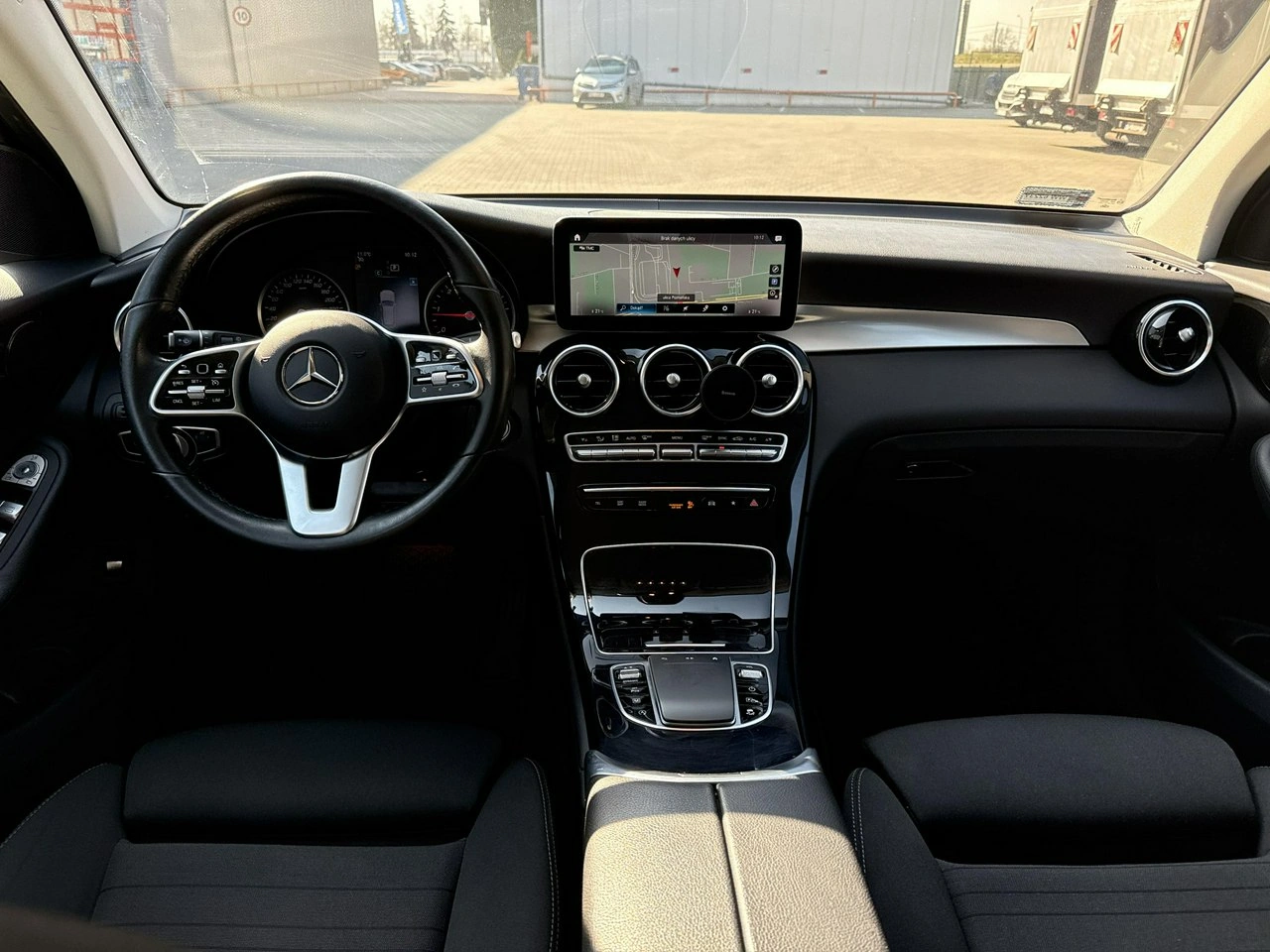 Mercedes GLC 200 - Zdjęcie 22