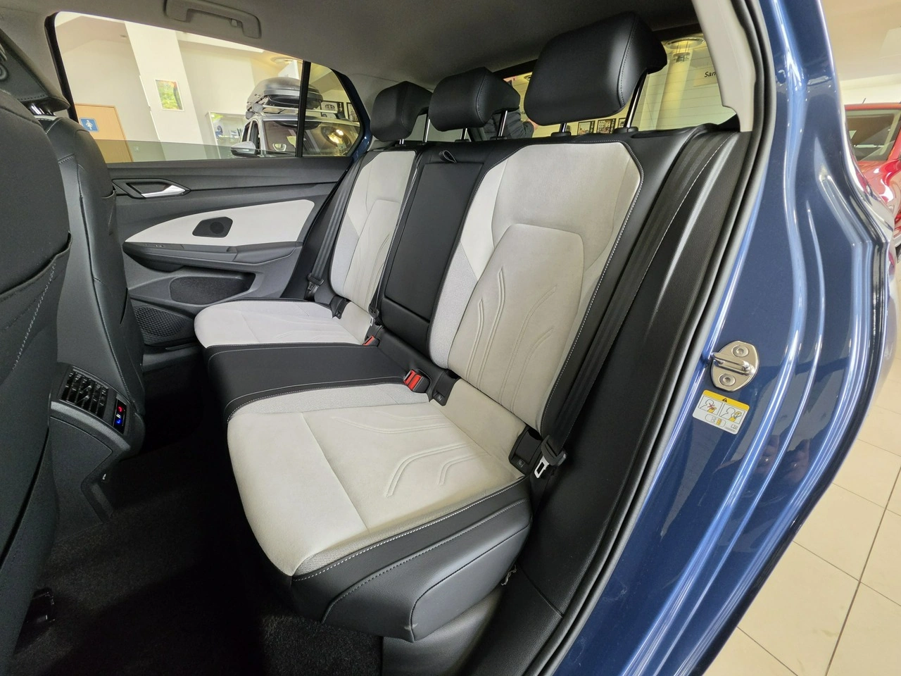Volkswagen Golf - Zdjęcie 11