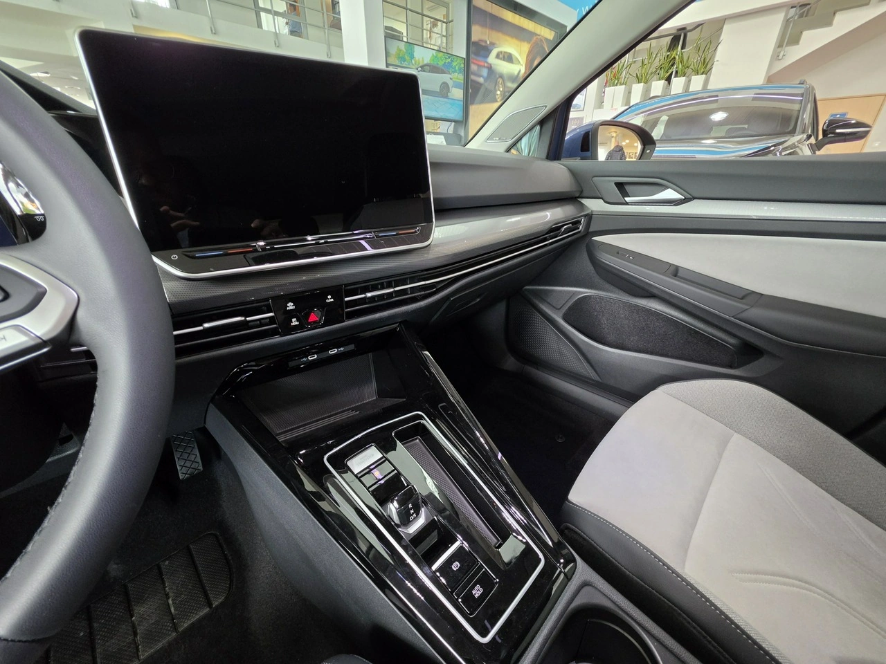 Volkswagen Golf - Zdjęcie 17