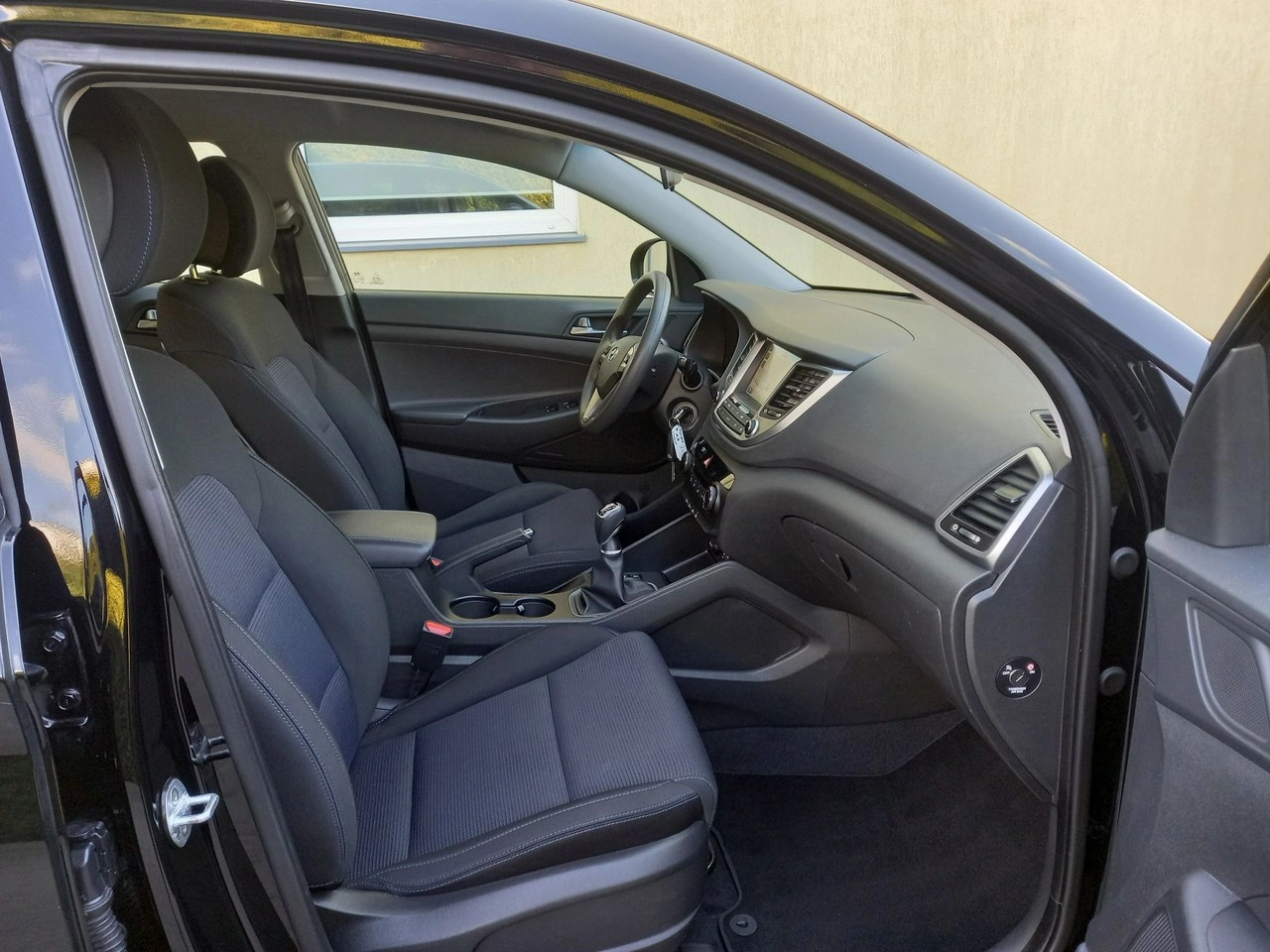 Hyundai Tucson - Zdjęcie 21