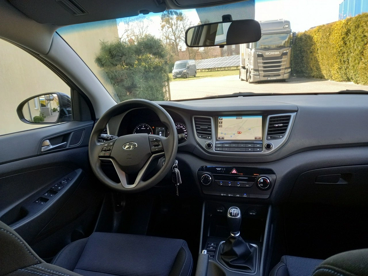 Hyundai Tucson - Zdjęcie 24