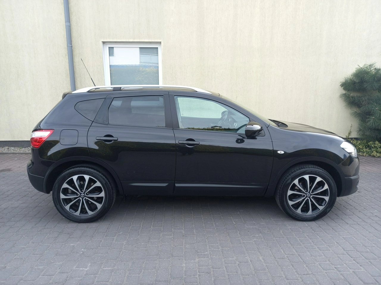Nissan Qashqai - Zdjęcie 16