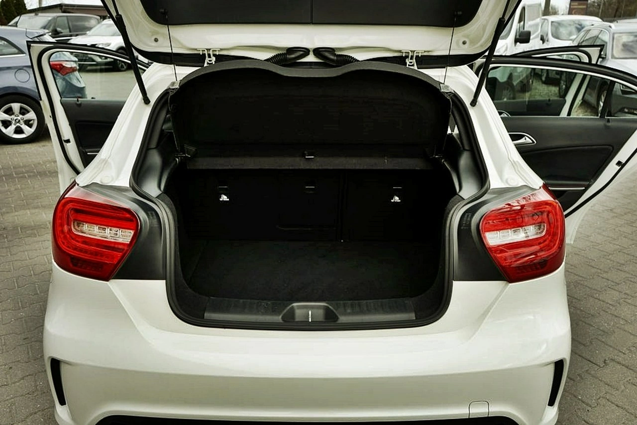 Mercedes A 180 - Zdjęcie 13