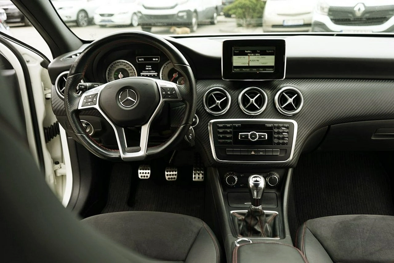 Mercedes A 180 - Zdjęcie 14