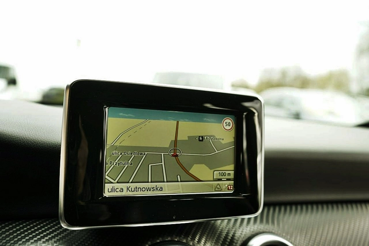 Mercedes A 180 - Zdjęcie 23