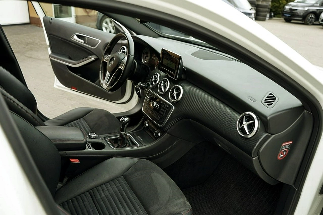 Mercedes A 180 - Zdjęcie 8