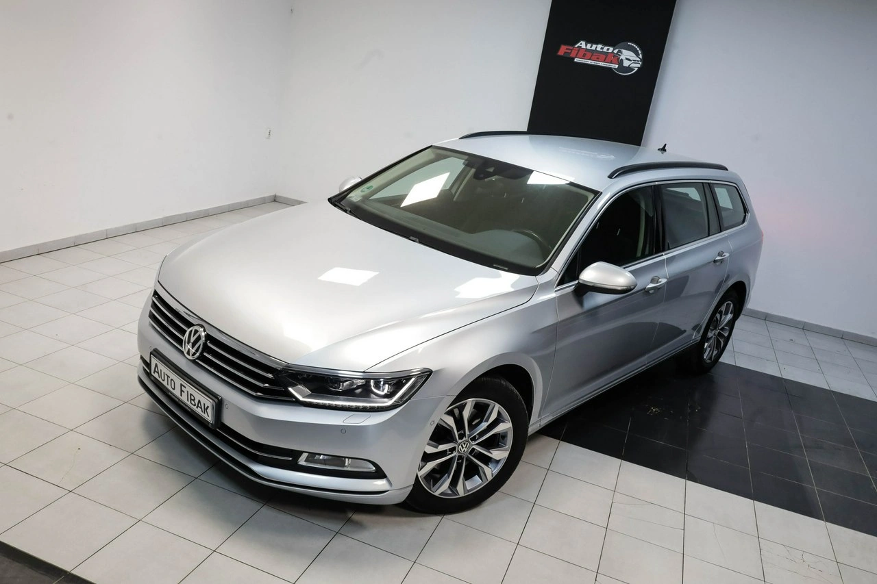 Volkswagen Passat - Zdjęcie 2