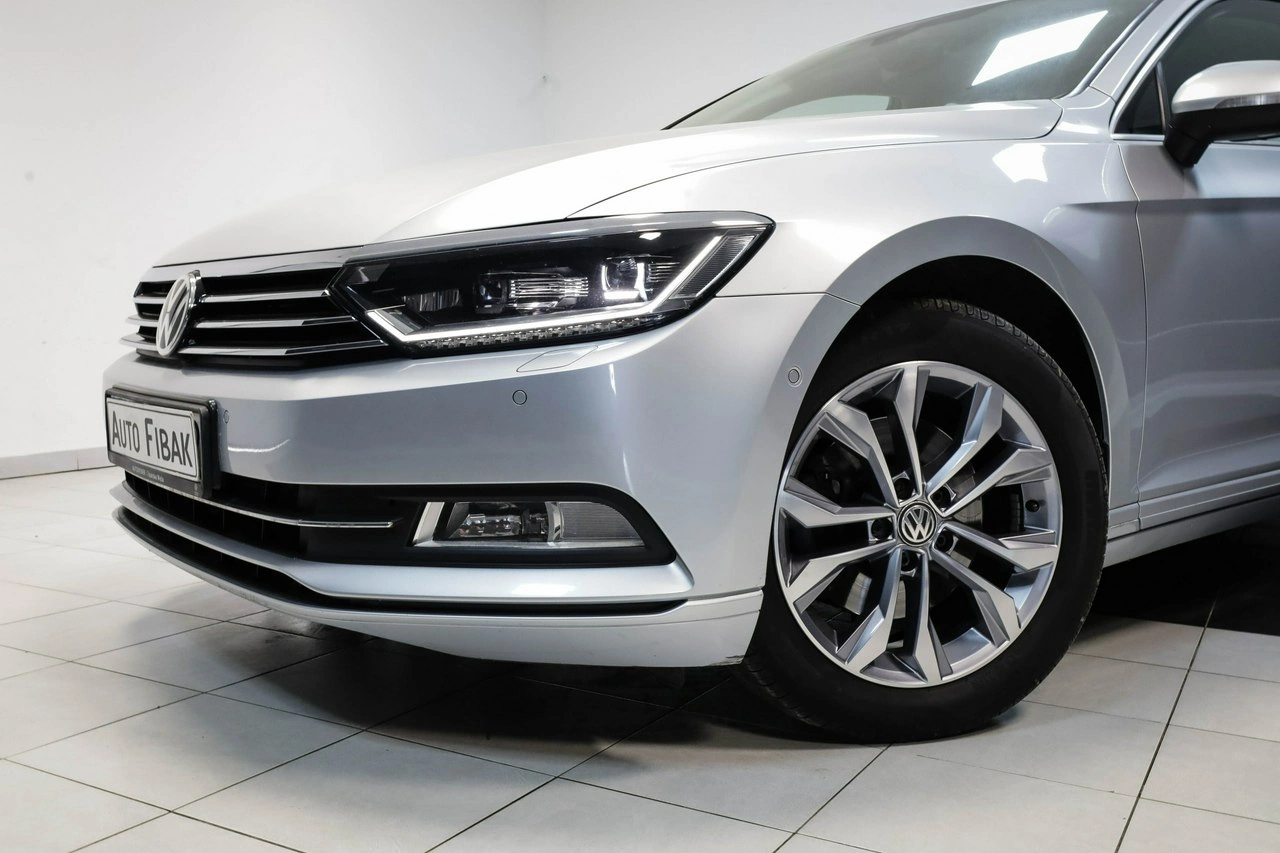 Volkswagen Passat - Zdjęcie 3