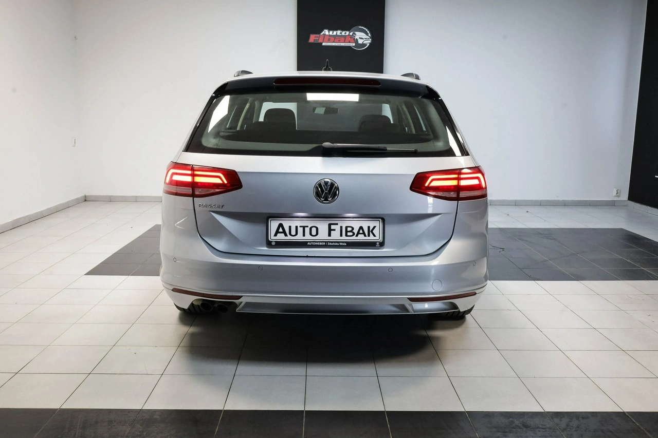 Volkswagen Passat - Zdjęcie 9