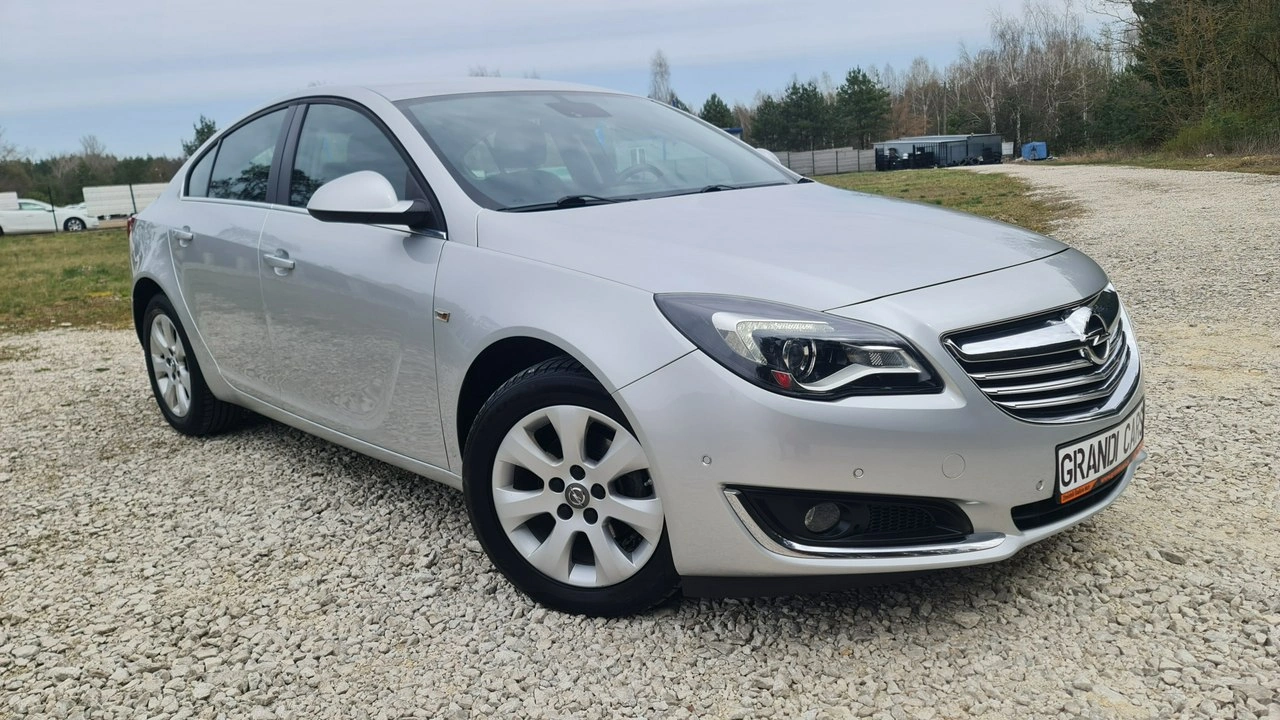 Opel Insignia - Zdjęcie 2