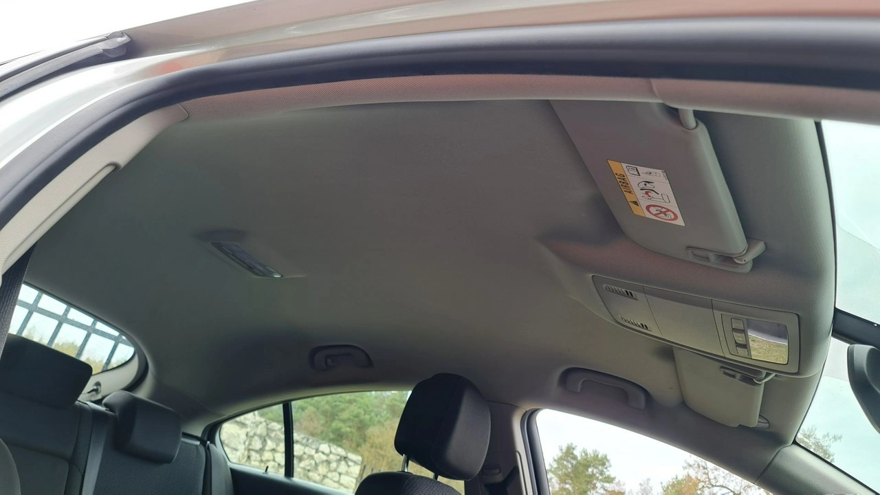 Opel Insignia - Zdjęcie 29