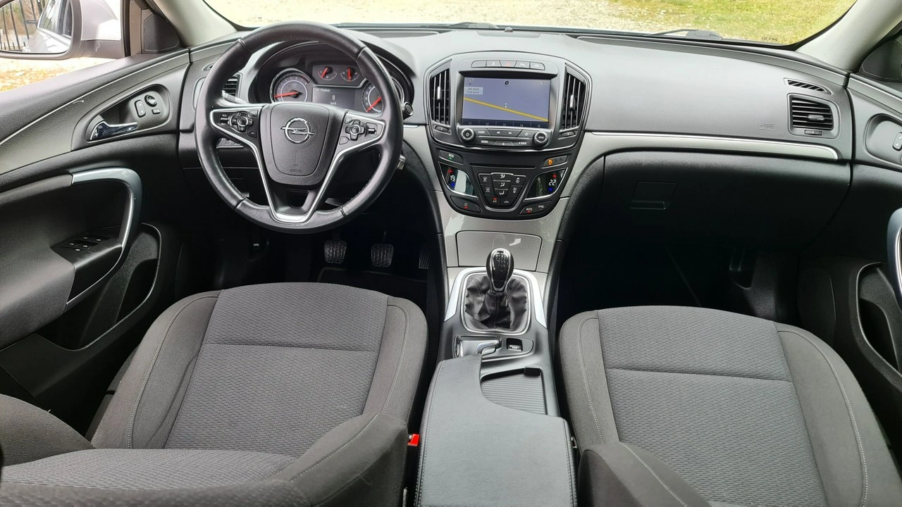 Opel Insignia - Zdjęcie 4