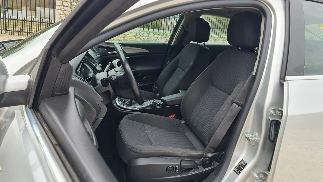 Opel Insignia - Zdjęcie 5