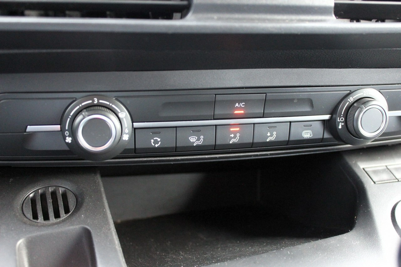 Peugeot Partner - Zdjęcie 19