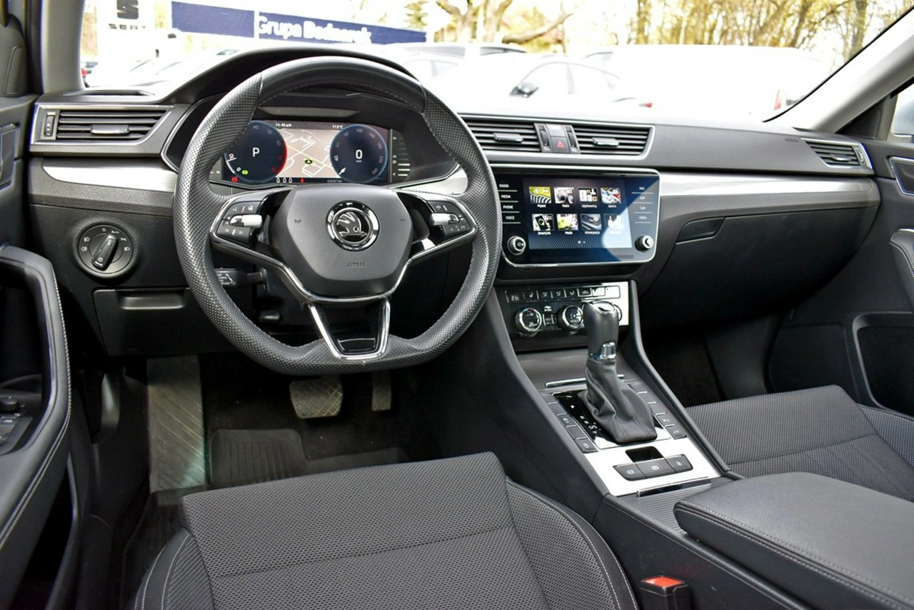 Skoda Superb - Zdjęcie 9