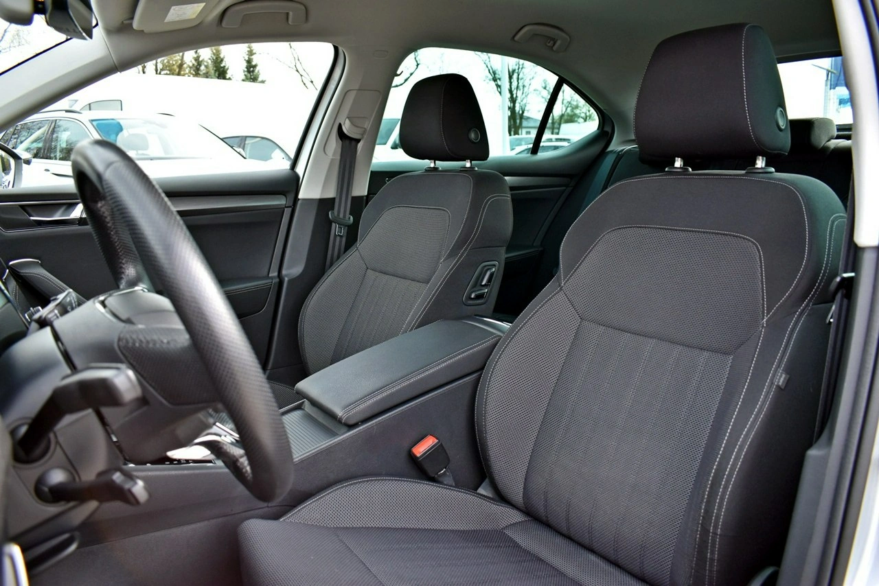 Skoda Superb - Zdjęcie 11