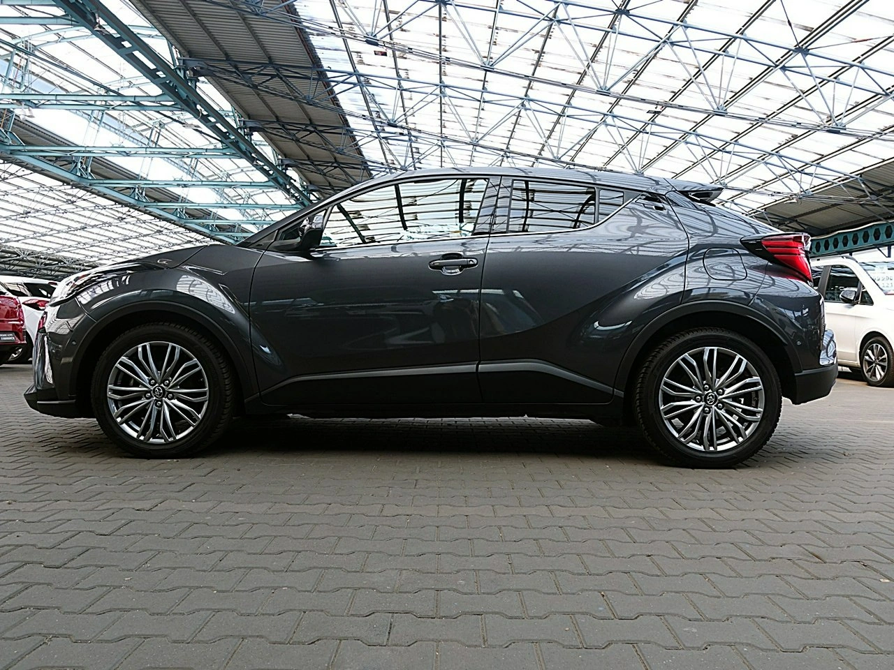 Toyota C-HR - Zdjęcie 5