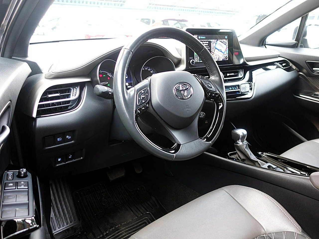 Toyota C-HR - Zdjęcie 14