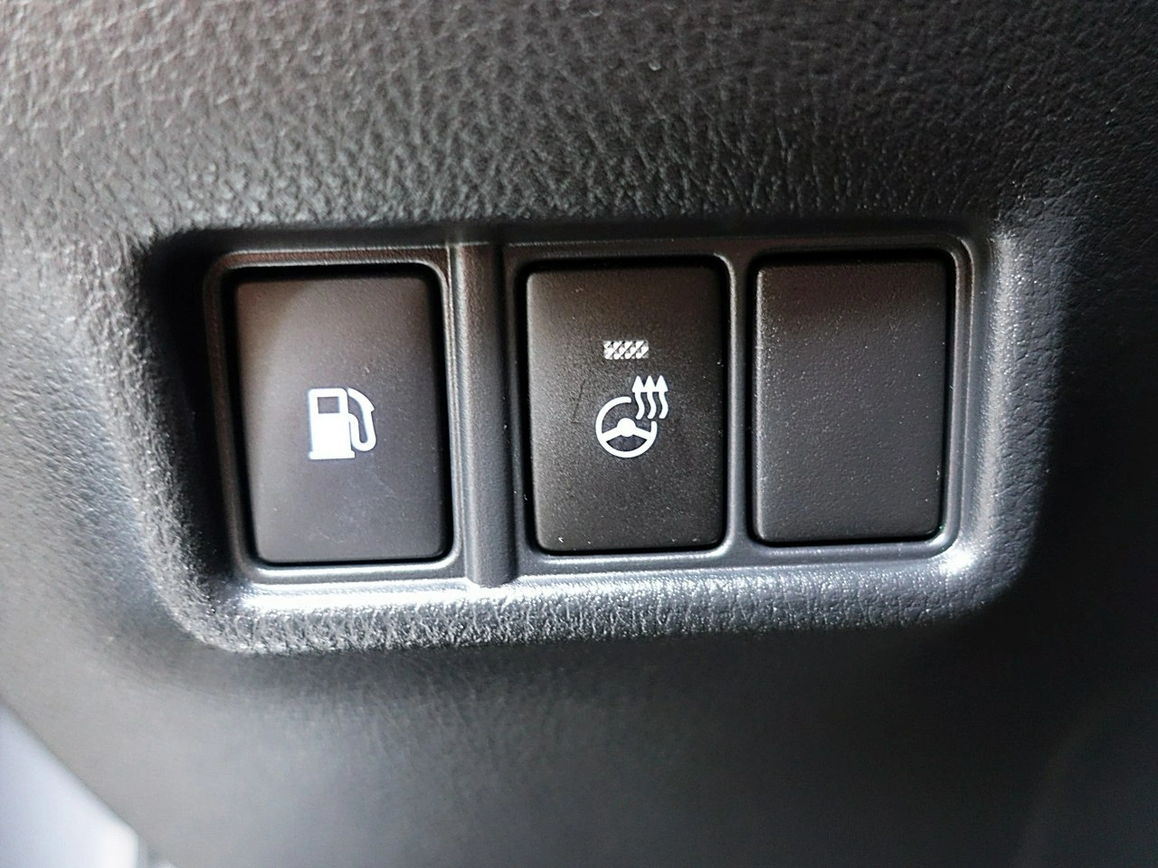 Toyota C-HR - Zdjęcie 18