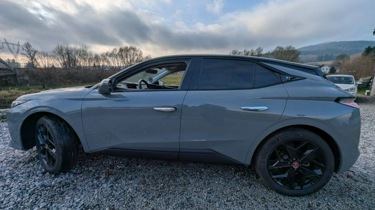 DS Automobiles DS 4 - Zdjęcie 12