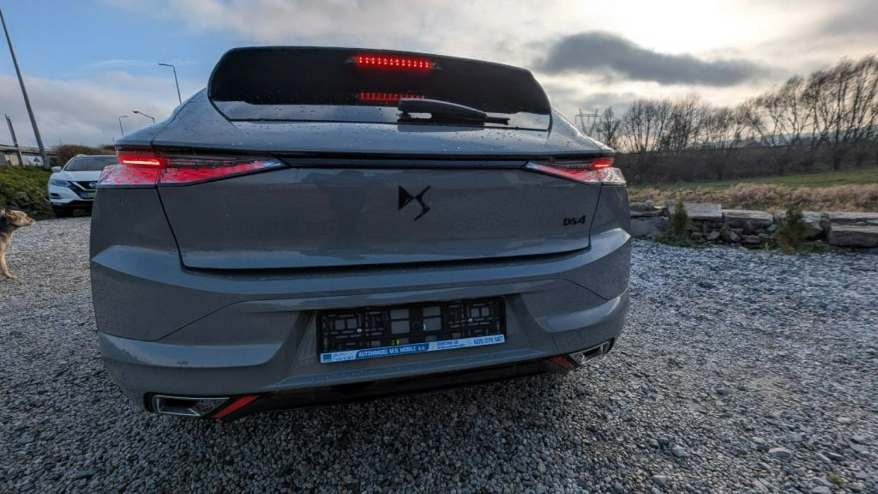 DS Automobiles DS 4 - Zdjęcie 22
