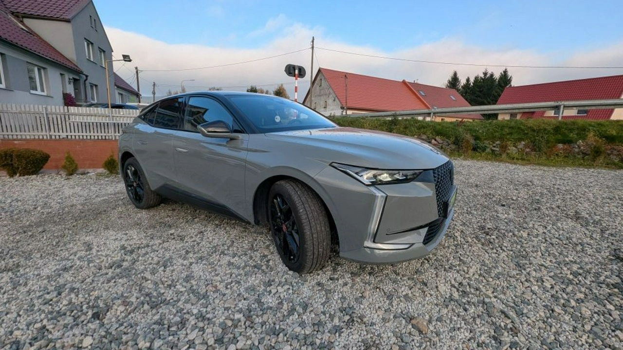 DS Automobiles DS 4 - Zdjęcie 1