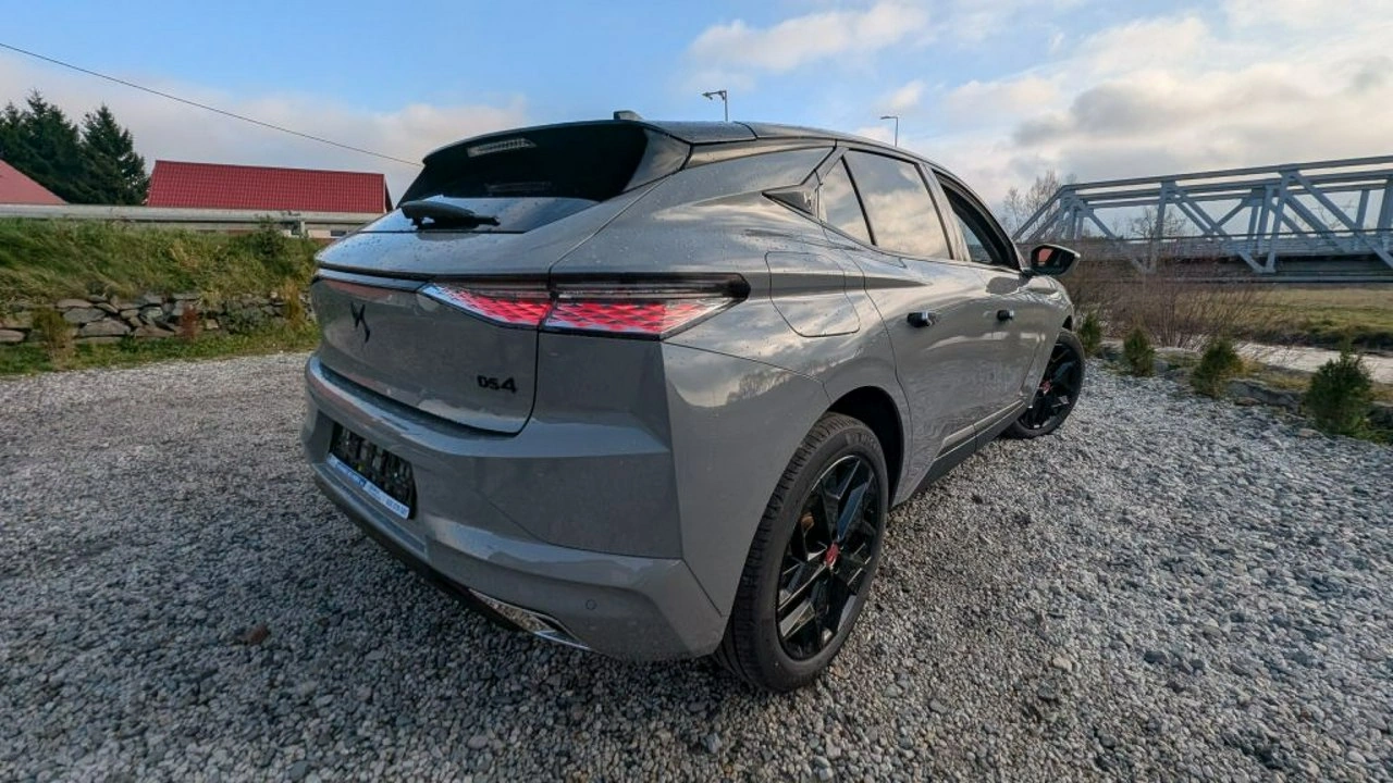 DS Automobiles DS 4 - Zdjęcie 6