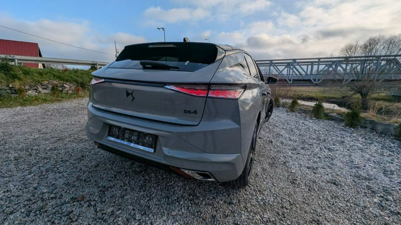 DS Automobiles DS 4 - Zdjęcie 8