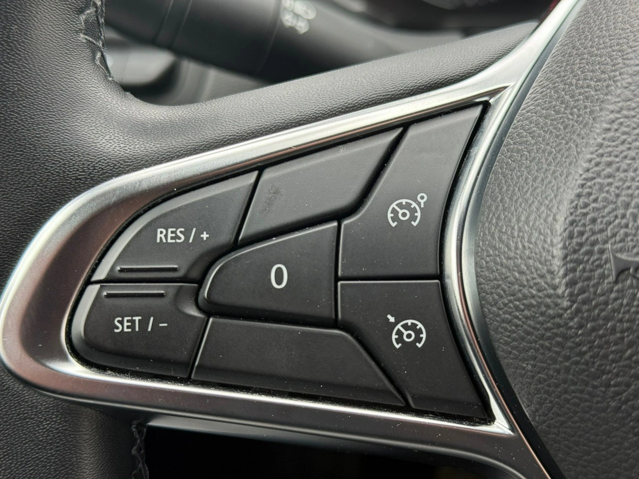 Renault Captur - Zdjęcie 22