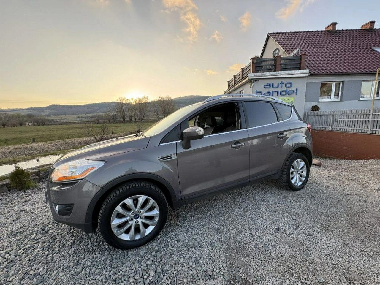 Ford Kuga - Zdjęcie 12