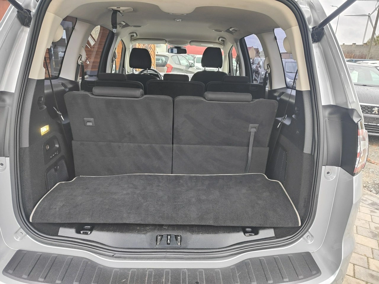 Ford Galaxy - Zdjęcie 31