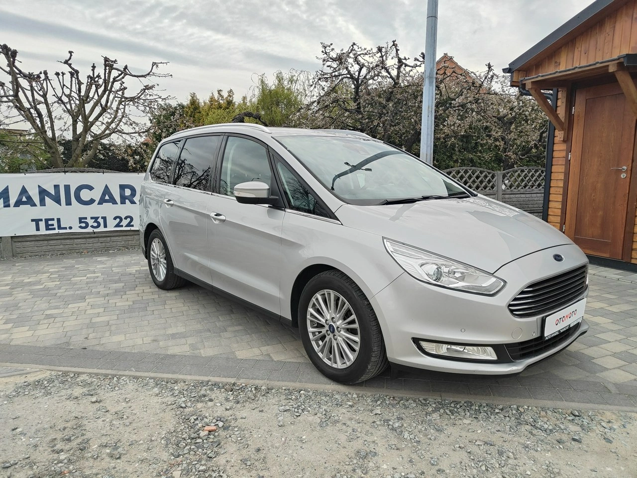 Ford Galaxy - Główne zdjęcie