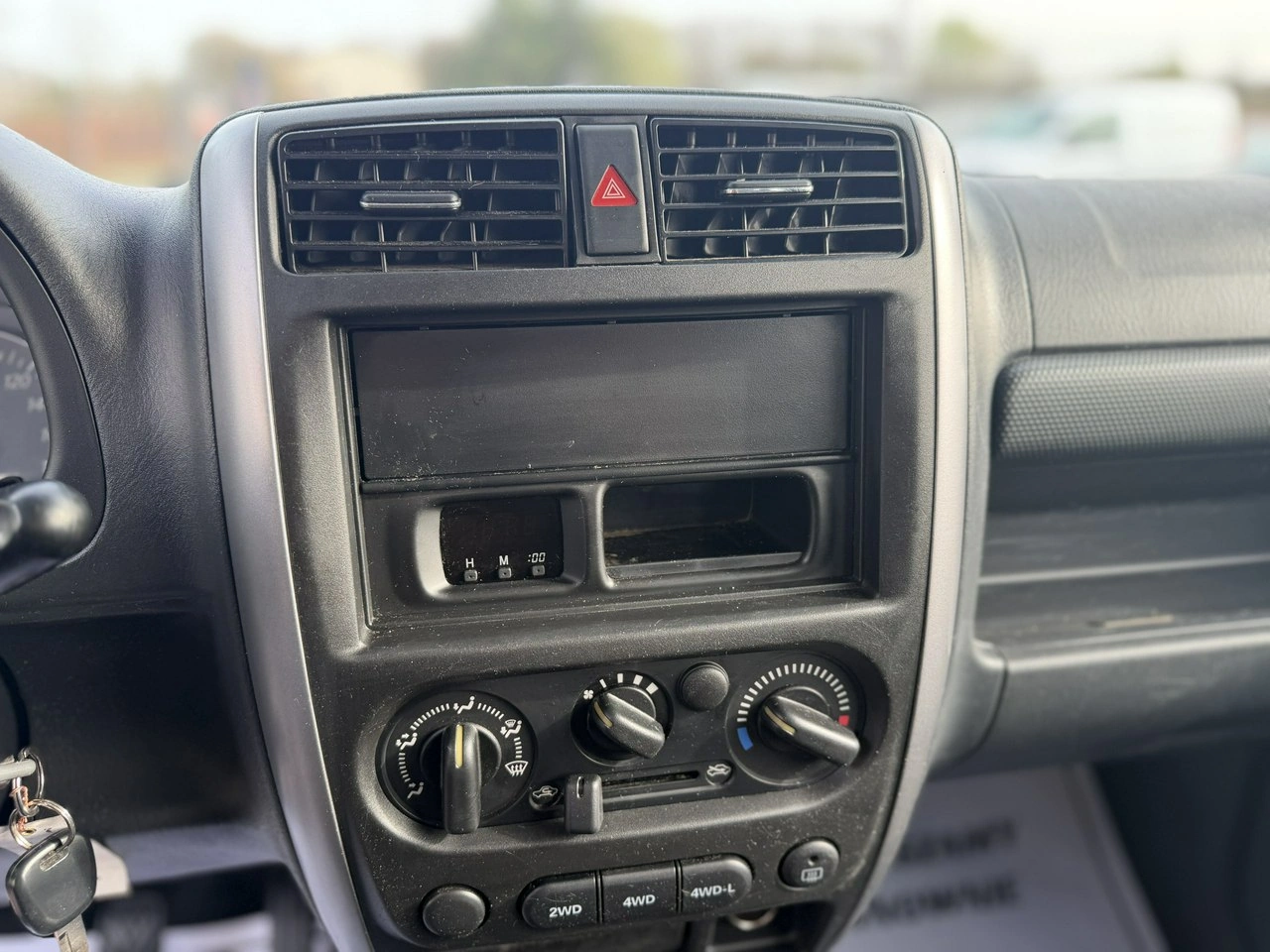 Suzuki Jimny - Zdjęcie 16