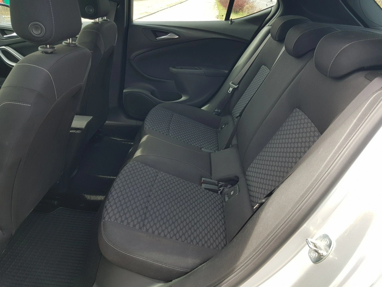 Opel Astra - Zdjęcie 10