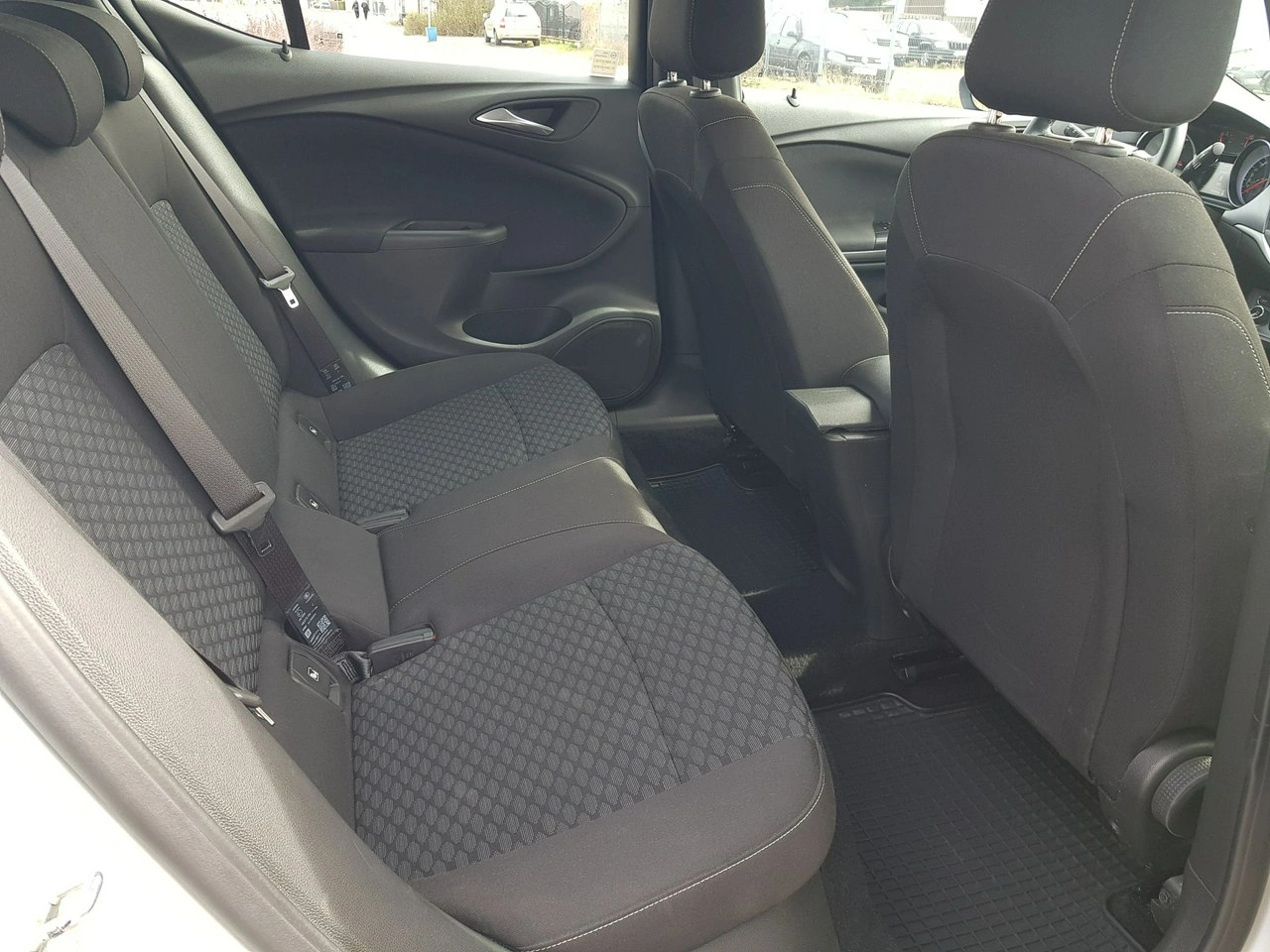 Opel Astra - Zdjęcie 14