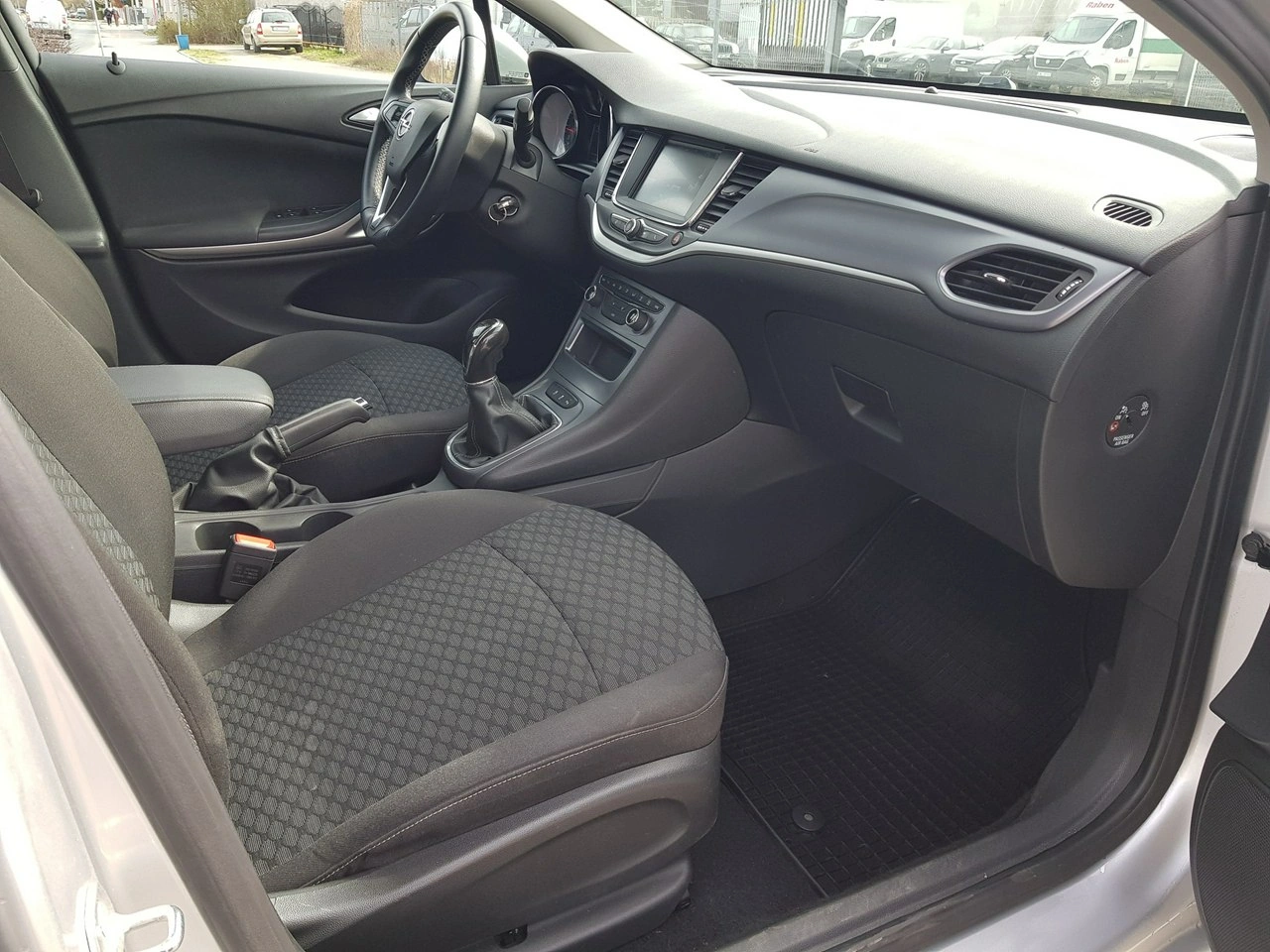 Opel Astra - Zdjęcie 15