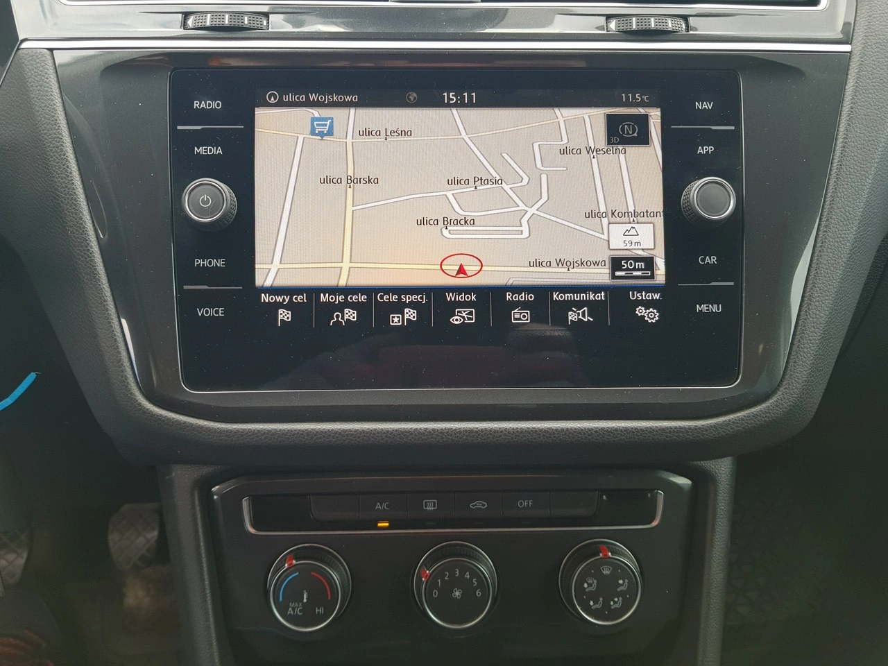 Volkswagen Tiguan - Zdjęcie 18