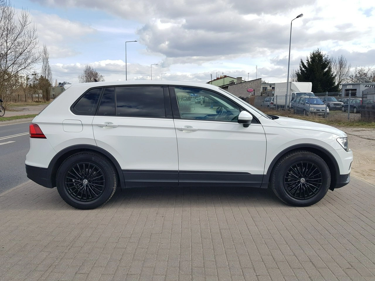Volkswagen Tiguan - Zdjęcie 3