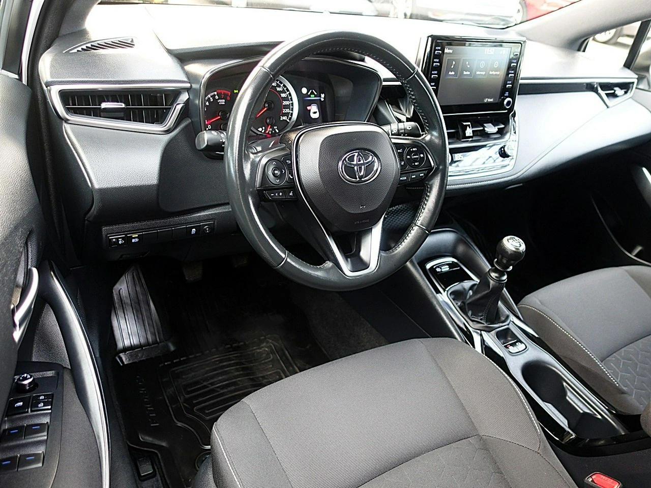 Toyota Corolla - Zdjęcie 15