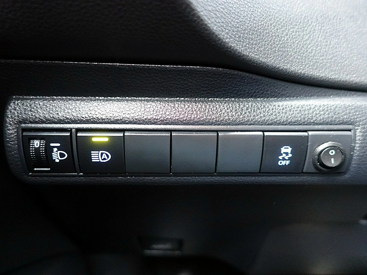 Toyota Corolla - Zdjęcie 16