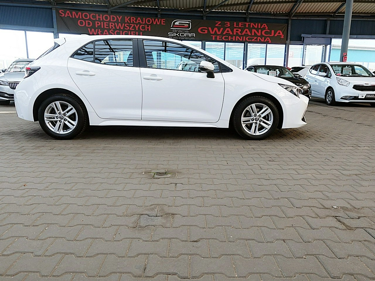 Toyota Corolla - Zdjęcie 60