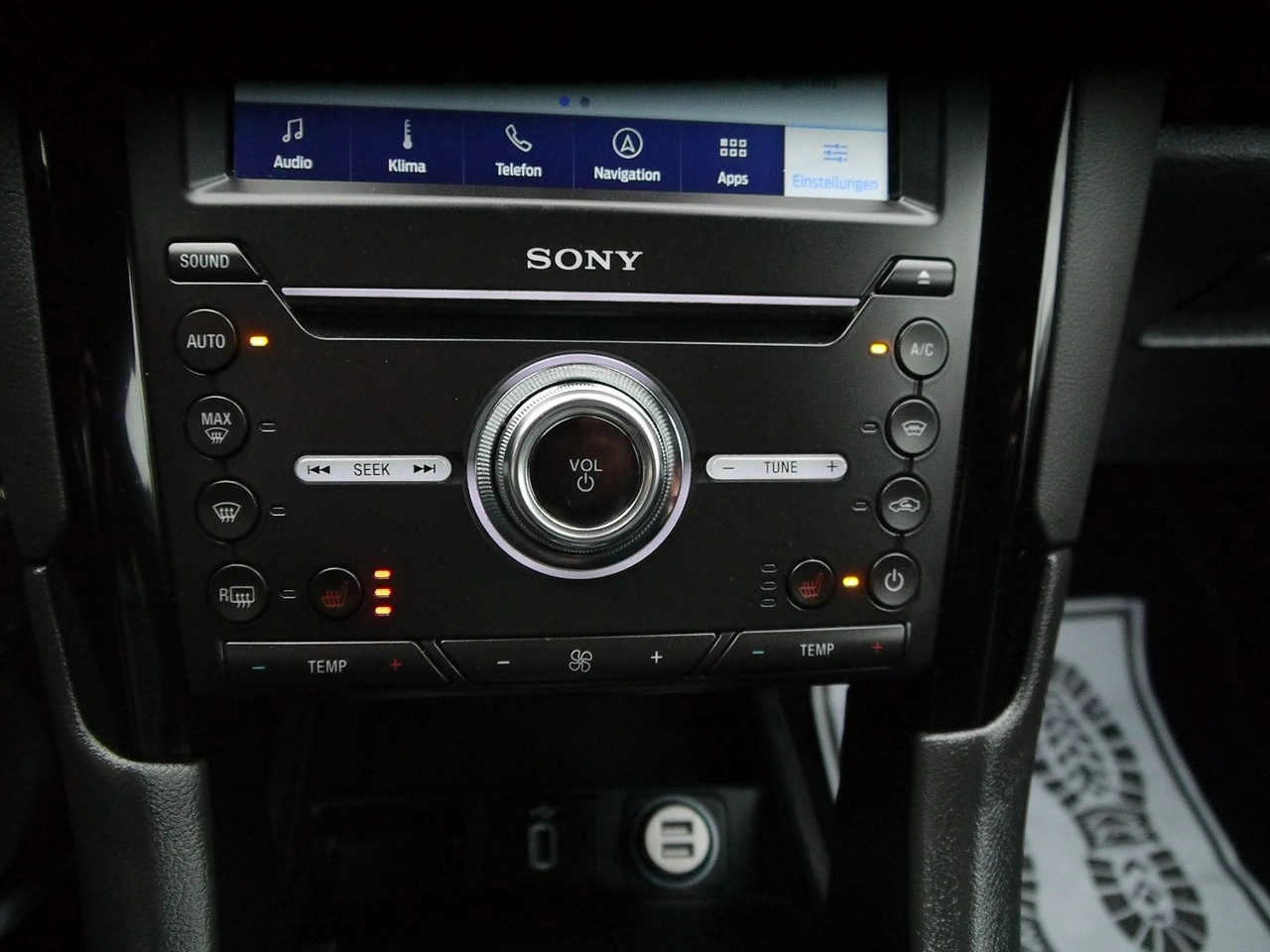 Ford Mondeo - Zdjęcie 30