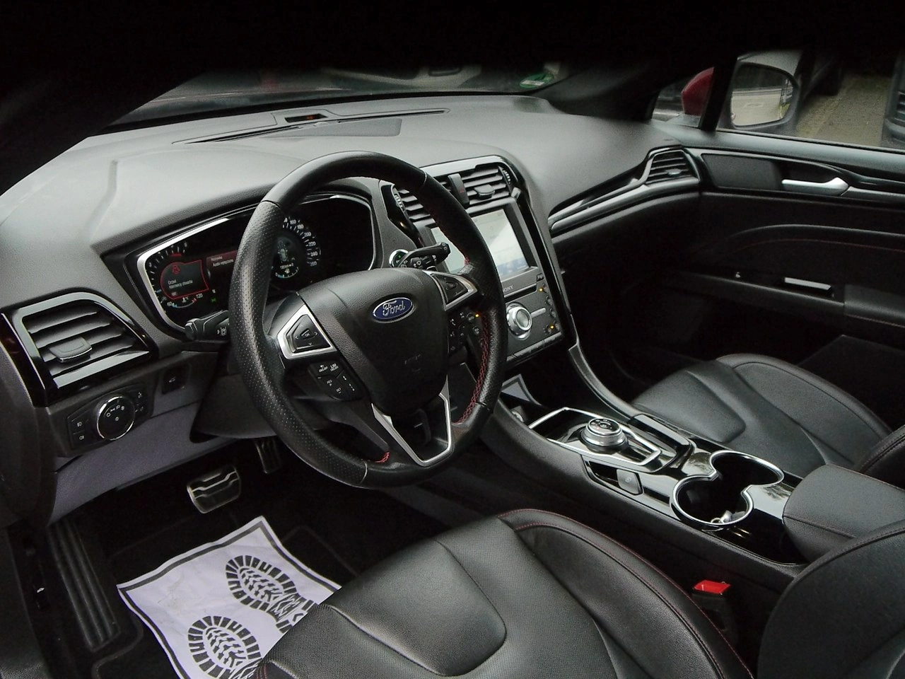 Ford Mondeo - Zdjęcie 33