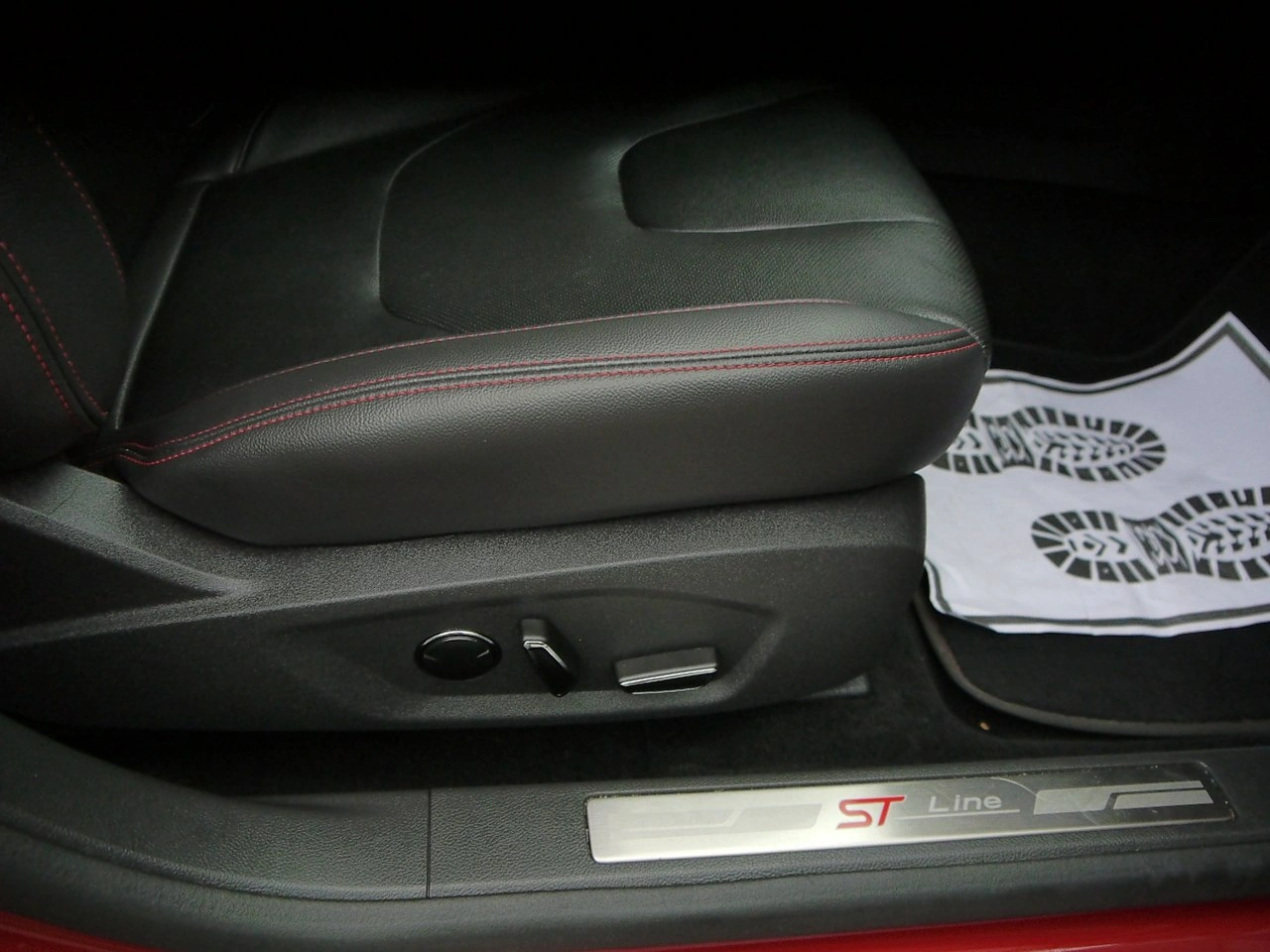 Ford Mondeo - Zdjęcie 38