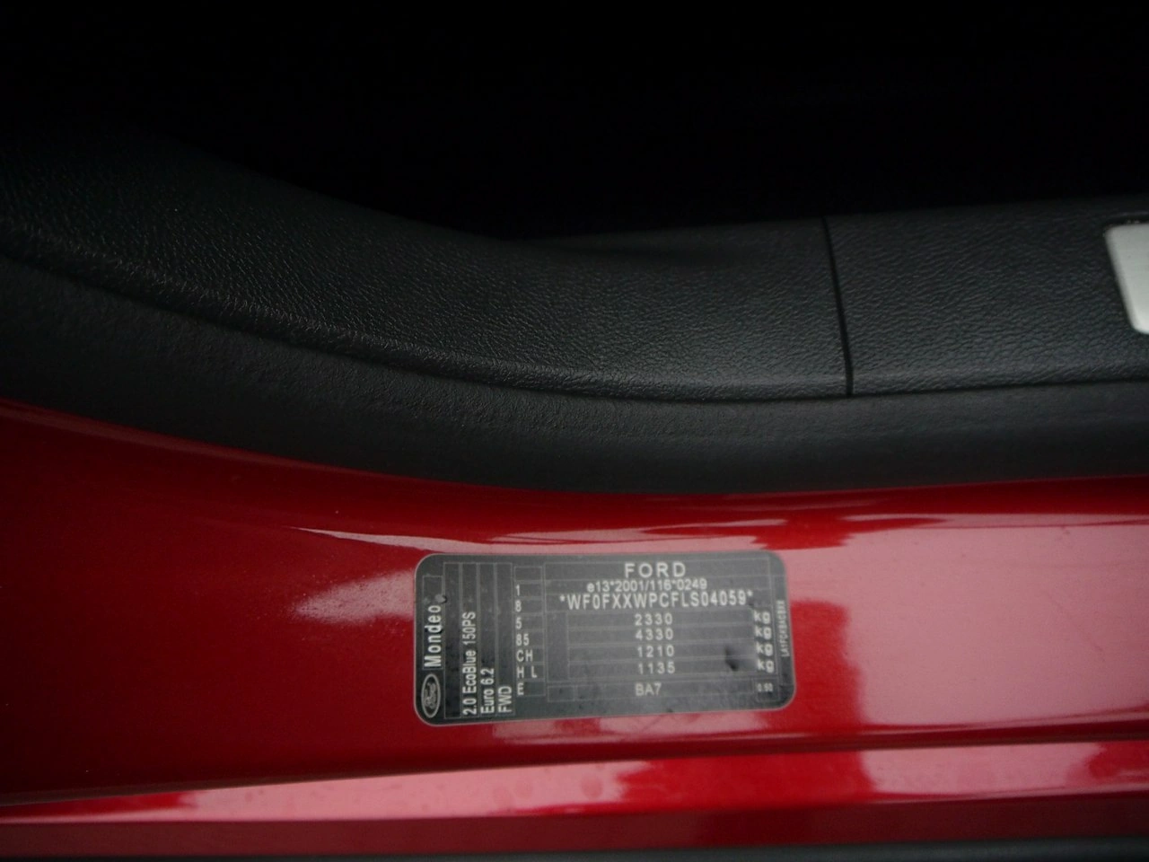 Ford Mondeo - Zdjęcie 47