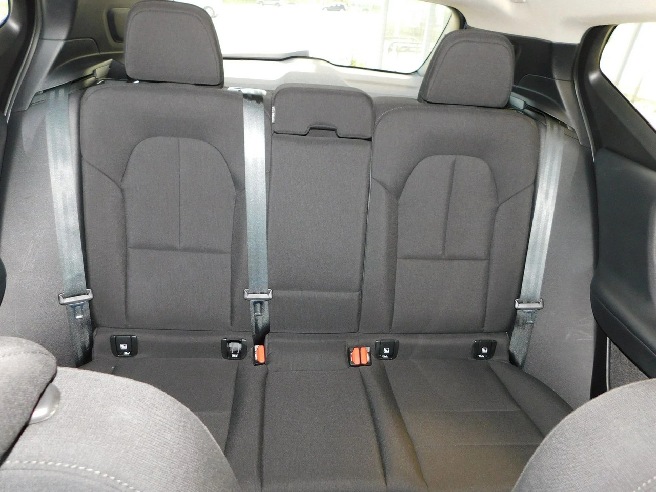 Volvo XC 40 - Zdjęcie 9