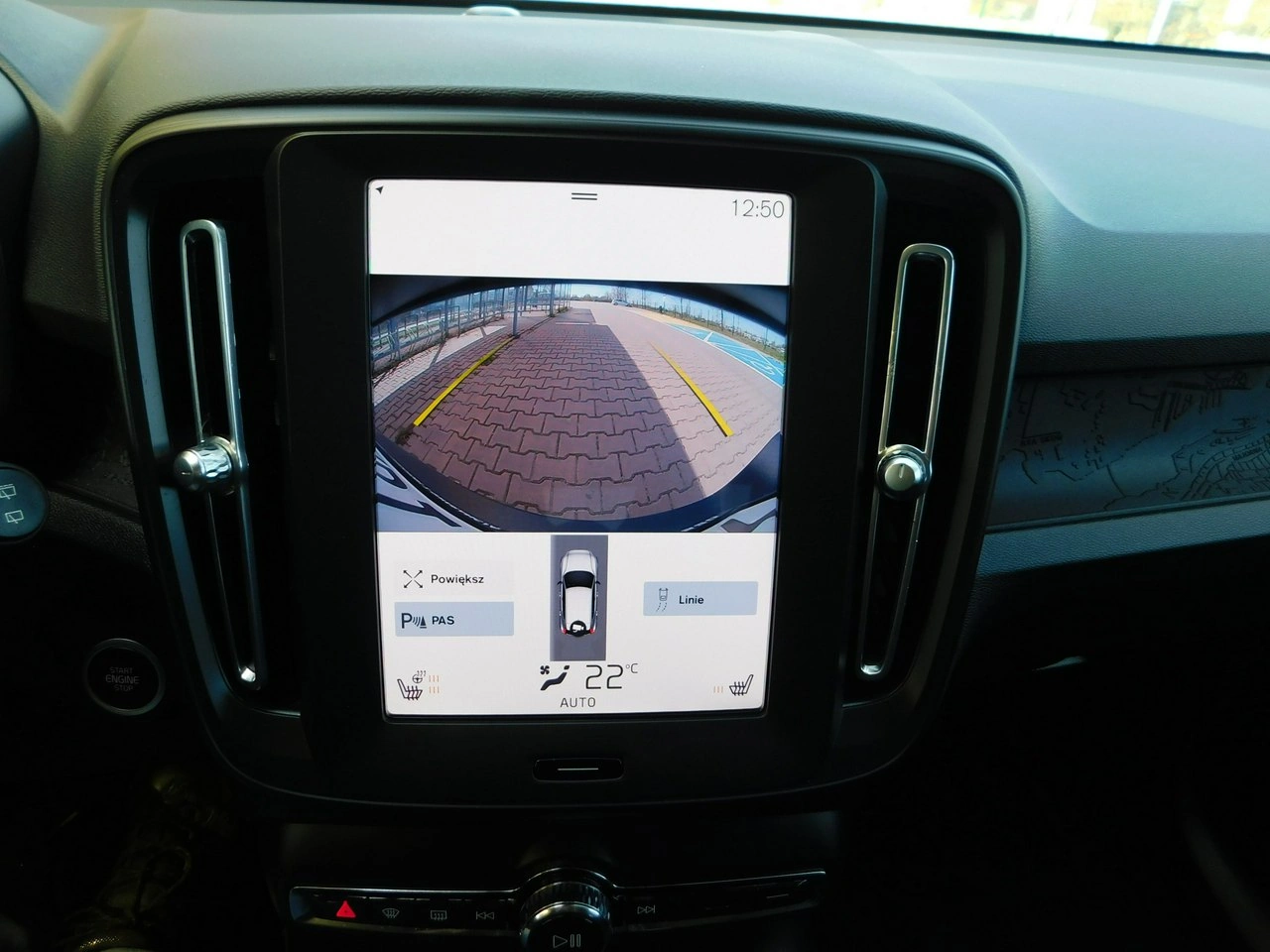 Volvo XC 40 - Zdjęcie 17