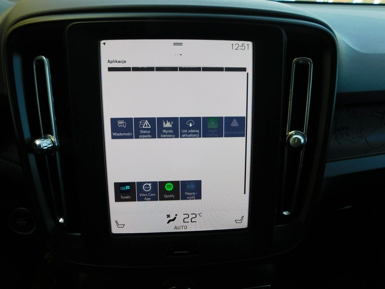 Volvo XC 40 - Zdjęcie 18