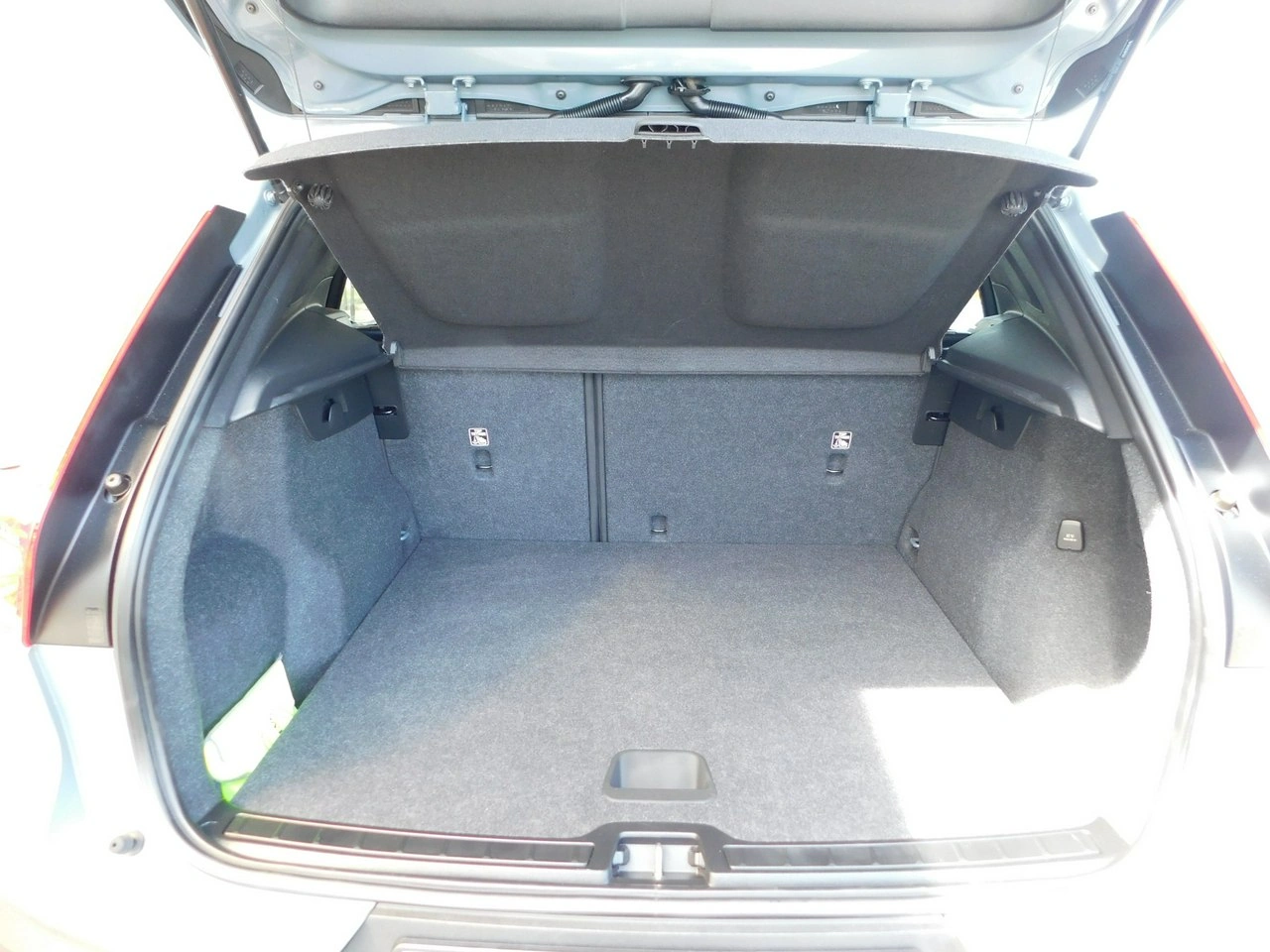 Volvo XC 40 - Zdjęcie 23